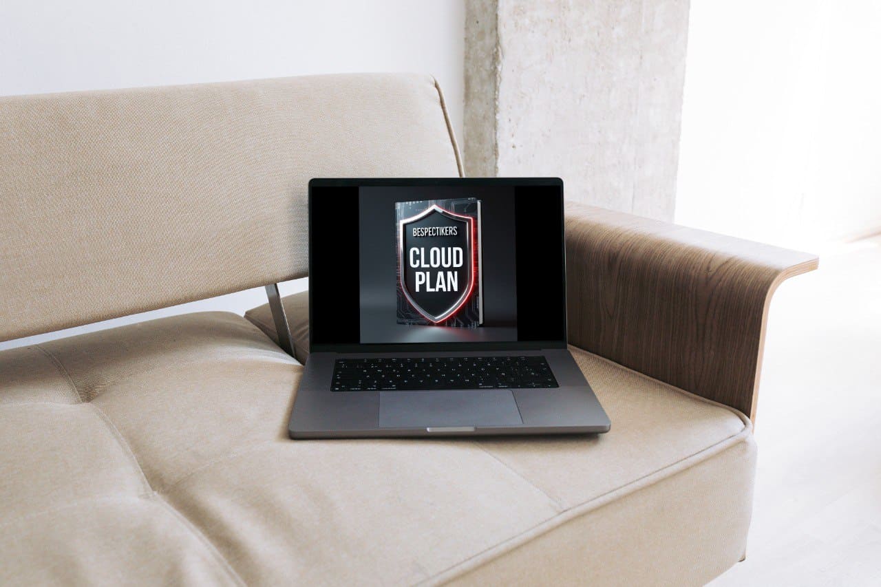 person holding Laptop where course cover says "Cloud Plan"